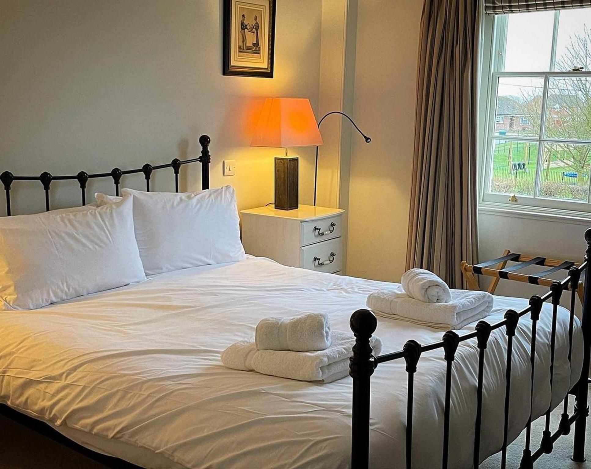 The Bedingfeld Arms Hotel Oxborough ภายนอก รูปภาพ