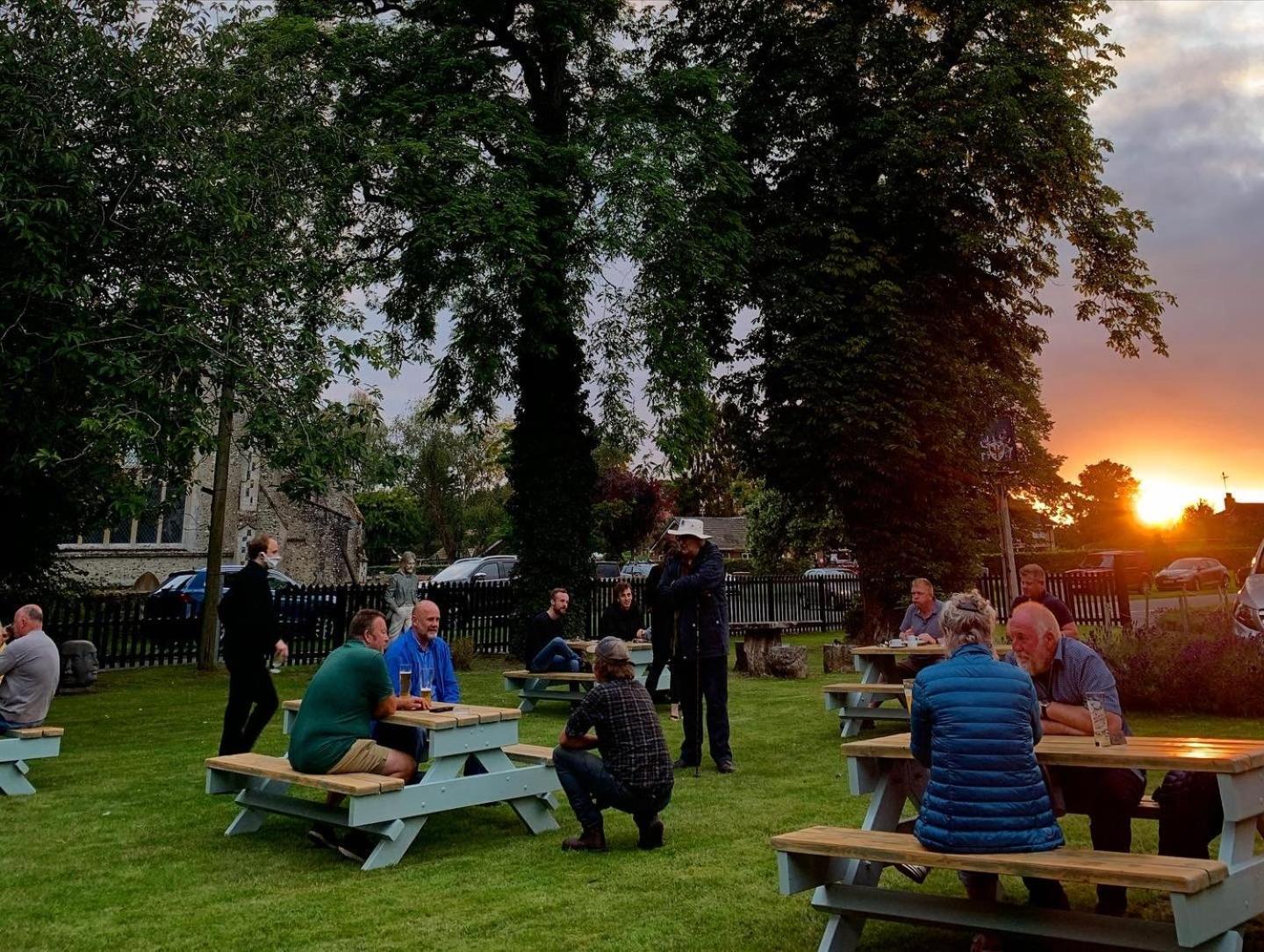 The Bedingfeld Arms Hotel Oxborough ภายนอก รูปภาพ