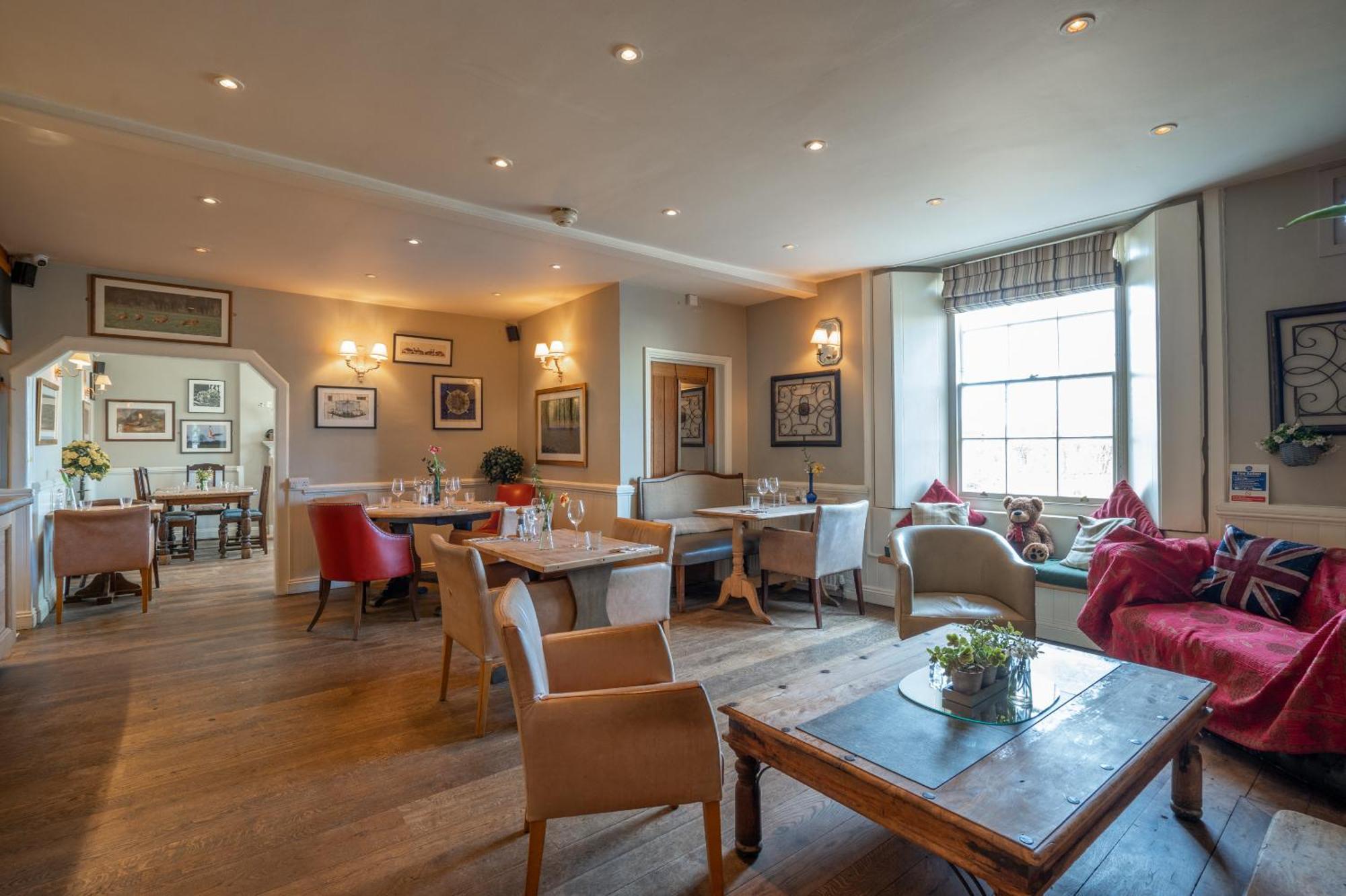 The Bedingfeld Arms Hotel Oxborough ภายนอก รูปภาพ