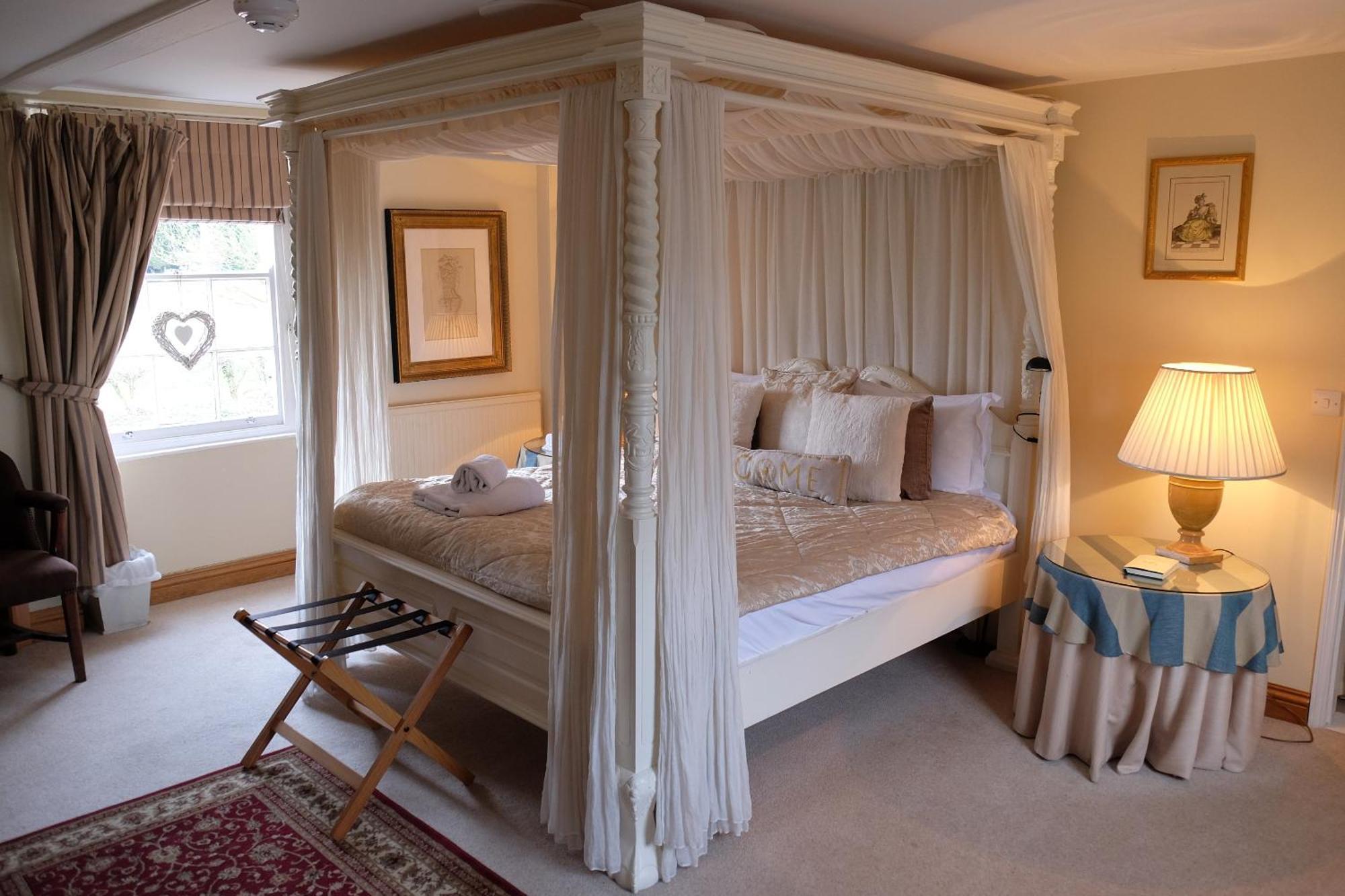 The Bedingfeld Arms Hotel Oxborough ภายนอก รูปภาพ